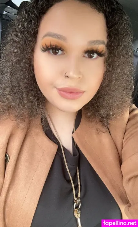 Chocharicaa OnlyFans Thumbnail #LFmqr1IB5a