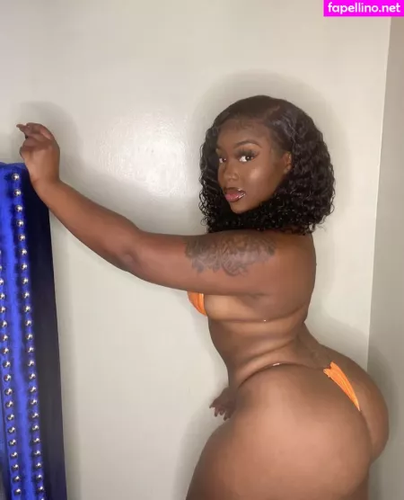 Chocolate Goddess OnlyFans Thumbnail #0yxd6IT7mJ