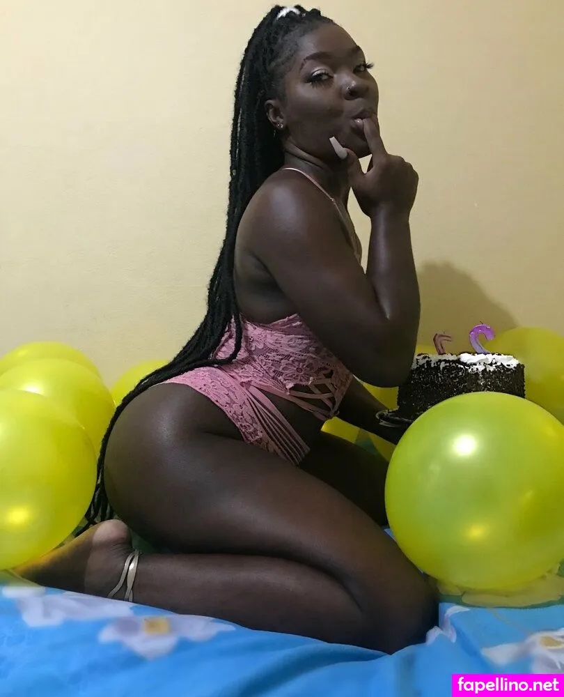 chocolate-kitti, prettyhustlerrr Nude Leaked OnlyFans Photo #Nq3Ags2bBd