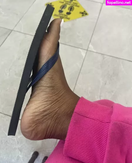 Chocolatefeet8 OnlyFans Thumbnail #Wd9OsRgMvW