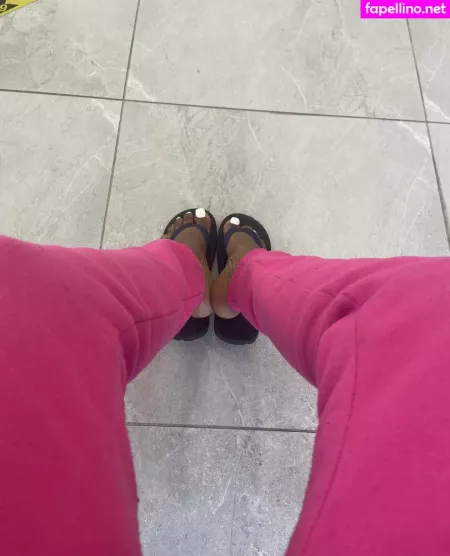 Chocolatefeet8 OnlyFans Thumbnail #jHIOQYG90B