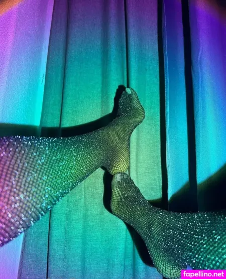 Chocolatefeetbabe OnlyFans Thumbnail #DNv4BBy1tn
