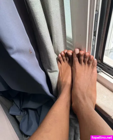 Chocolatefeetbabe OnlyFans Thumbnail #Ws0wGe4I0d