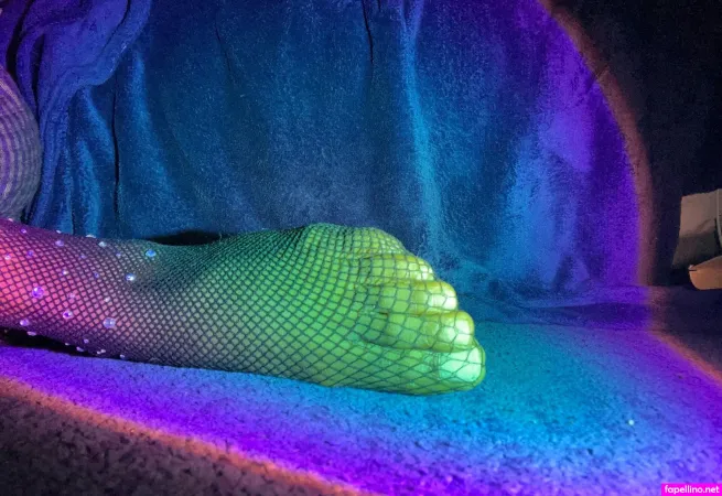 Chocolatefeetbabe OnlyFans Thumbnail #Zt1UwgLawO