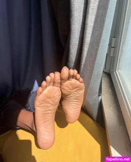 Chocolatefeetbabe OnlyFans Thumbnail #aQCGTYrZhs