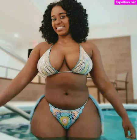 Chocolateleia OnlyFans Thumbnail #ztxWQVII7Q