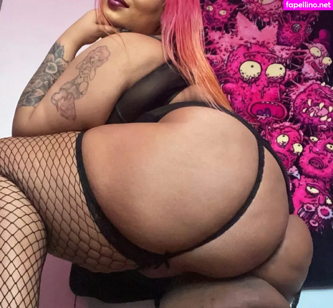 chokahontass, thehoochiedawtah_ Nude Leaked OnlyFans Photo #Sh7ZxeLf03