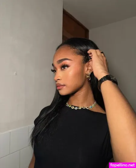 Cholita OnlyFans Thumbnail #ay7LdBzqmY