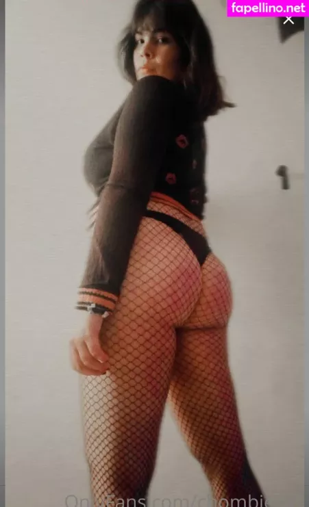 Chombiegirl OnlyFans Thumbnail #mR1vCAupWs