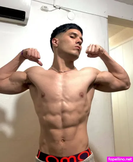 Chrisbrat OnlyFans Thumbnail #dfP3rmBlUD