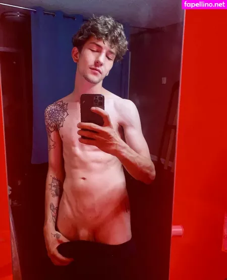 Chrisoflyng OnlyFans Thumbnail #E4axKy2qrJ