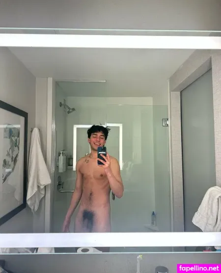 Chrissstone OnlyFans Thumbnail #2L9FlKp1PJ