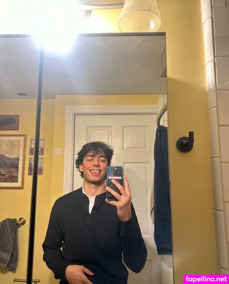 Chrissstone OnlyFans Thumbnail #dShZsPu5pC
