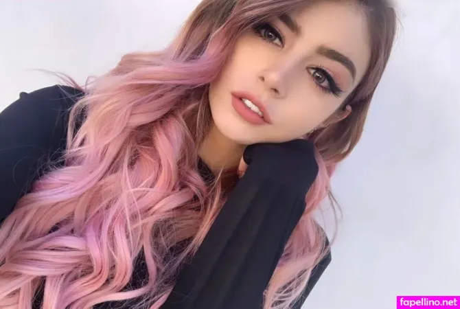 Chrissy Costansa OnlyFans Thumbnail #cixLBFGf3k