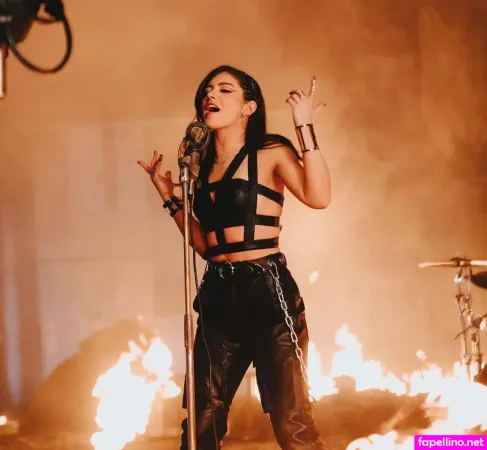 Chrissy Costansa OnlyFans Thumbnail #msGDFFp9Yo