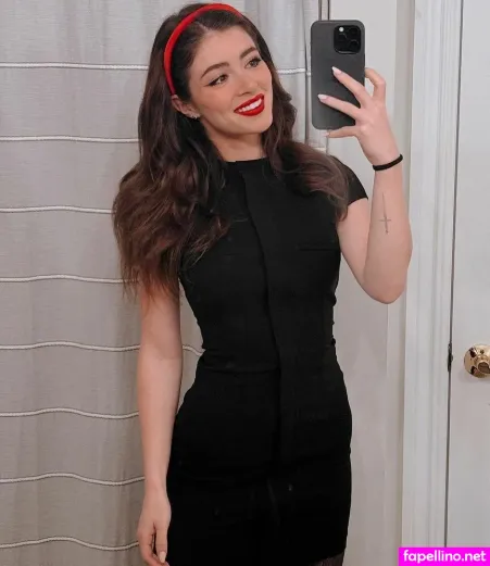 Chrissy Costanza 1 OnlyFans Thumbnail #OD3ivSVyM2
