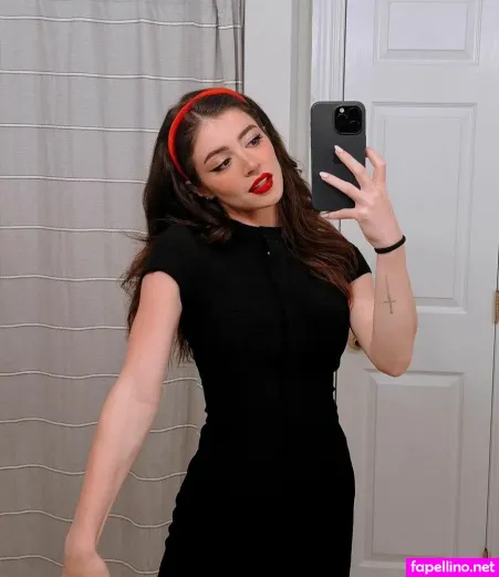 Chrissy Costanza 1 OnlyFans Thumbnail #oXPaUOjIP2