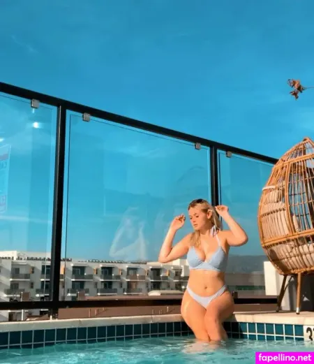 Chrissy Marshall OnlyFans Thumbnail #zzLOls6wc1