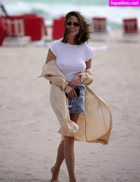 Chrissy Teigen OnlyFans Thumbnail #96h2yqQAqK