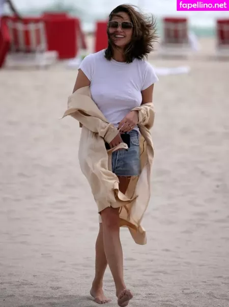 Chrissy Teigen OnlyFans Thumbnail #DQtsxg2aMU