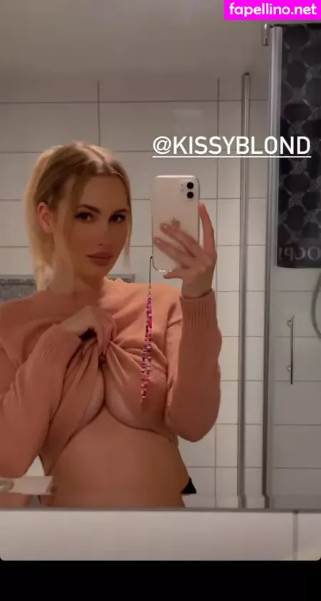 Chrissy Xoxo OnlyFans Thumbnail #JXw5ZsseBC