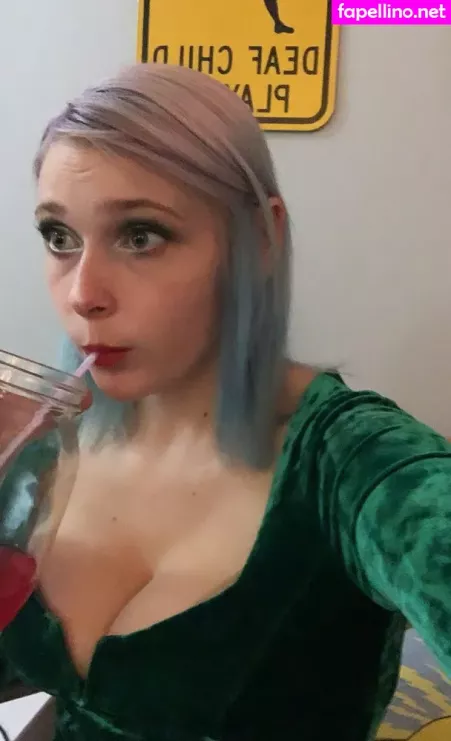 Chrissycanthearyou Main Profile Photo