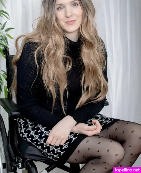 Chrissycantwalk OnlyFans Thumbnail #FcHEC9IOpZ