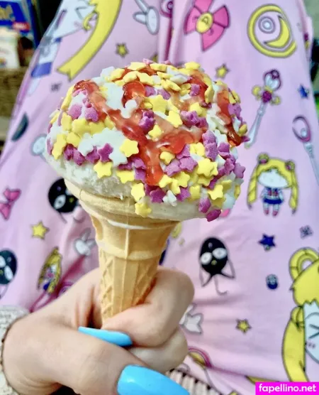 Chrissycantwalk OnlyFans Thumbnail #vj40P2Ev4i