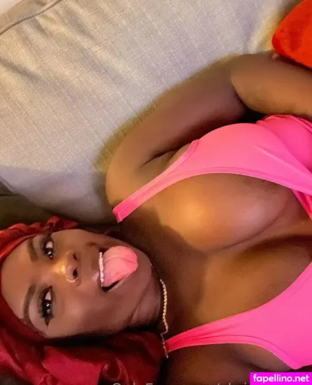 Chrissykfree OnlyFans Thumbnail #5xvTn2wmmN