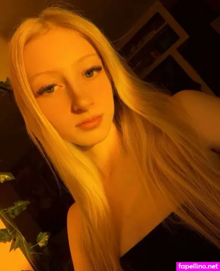 Chrissysellscontent OnlyFans Thumbnail #GXnIjtujx3