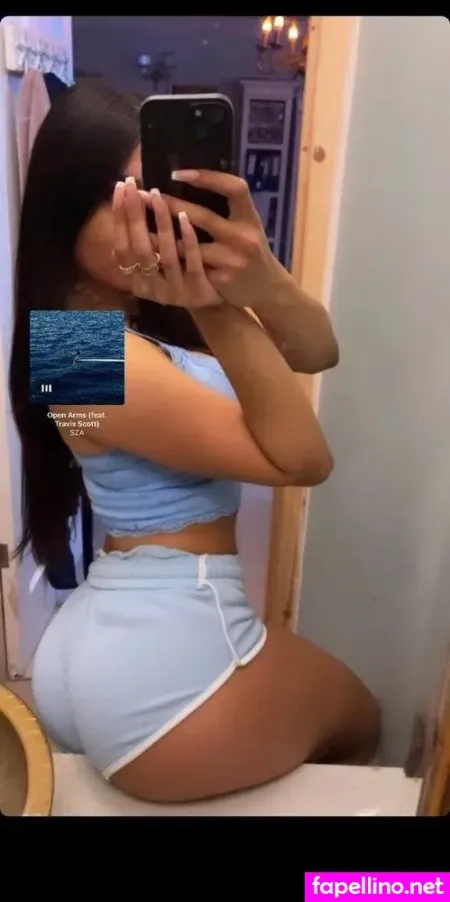 Christabella OnlyFans Thumbnail #to7TwCZsoY