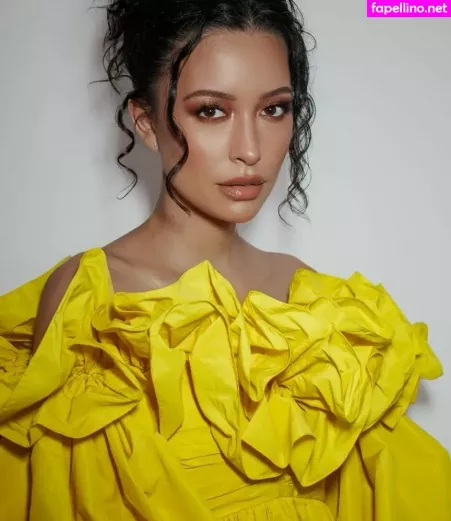 Christian Serratos OnlyFans Thumbnail #KGQiS7kKUs