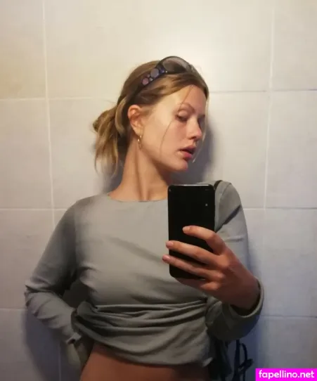 Christiane F OnlyFans Thumbnail #E6ygu7SfC7