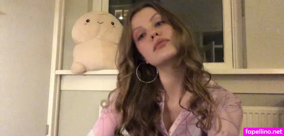 Christiane F OnlyFans Thumbnail #XMfeB8COkI