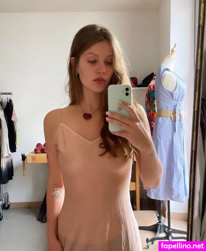 isa_m_2001 Nude Leaked OnlyFans Photo #xMl9RWJiVT