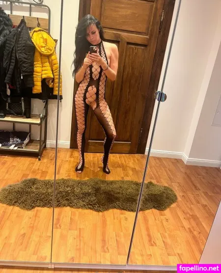 Christiane Schleicher OnlyFans Thumbnail #4UsjHipGcK