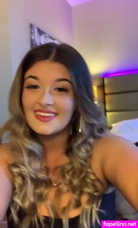 Christieewhitley88 OnlyFans Thumbnail #0VVrYk0omr