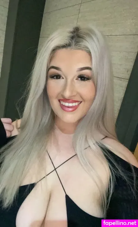 Christieewhitley88 OnlyFans Thumbnail #9soSVlC6bs