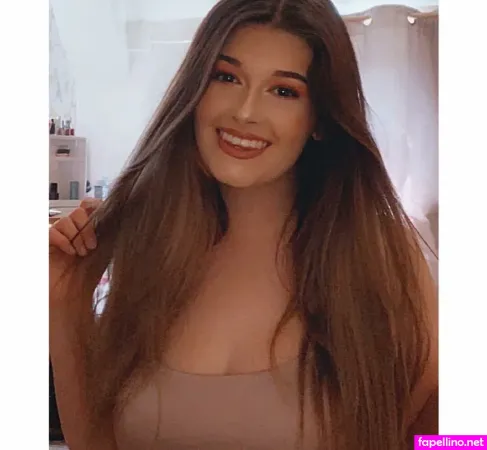 Christieewhitley88 OnlyFans Thumbnail #OnA5tt0mMz