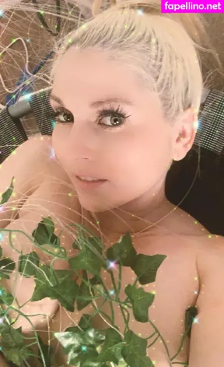 Christiestevens OnlyFans Thumbnail #wxRt292Eua