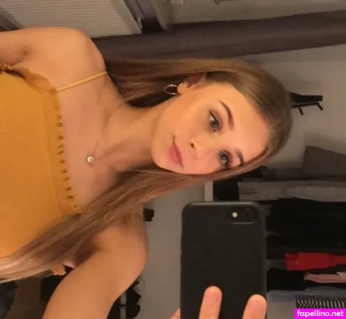 Christin Pawlowski OnlyFans Thumbnail #2OarlVdfUG