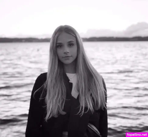 Christin Pawlowski OnlyFans Thumbnail #i95vGHXMkS