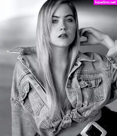 Christina Applegate OnlyFans Thumbnail #ZHMLLU1IqO