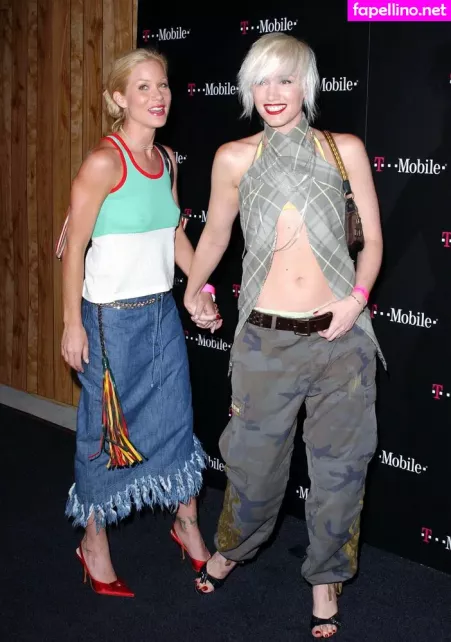 Christina Applegate OnlyFans Thumbnail #t2YCW3Y8o9