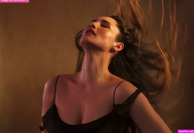 Christina Chong OnlyFans Thumbnail #GkikqwzDsl