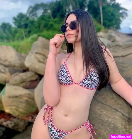 Christina Cleon OnlyFans Thumbnail #GIdnYyg16m