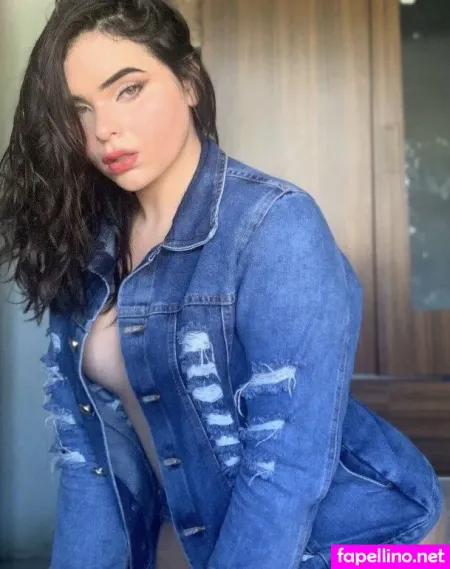 Christina Cleon OnlyFans Thumbnail #ZlVnLPGiAW