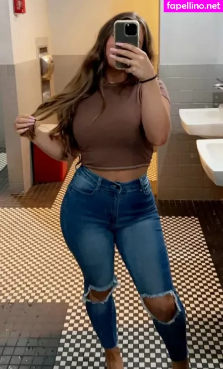 Christina Desiderio OnlyFans Thumbnail #1TZZKURRvh