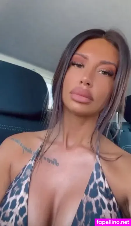 Christina Dimitriou OnlyFans Thumbnail #0mfu97MSQC