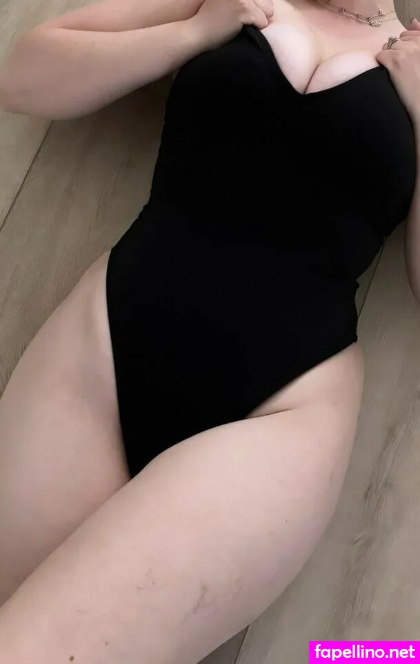 christinegreenfree, mrs.christinagreen Nude Leaked OnlyFans Photo #PVdnrgAa93